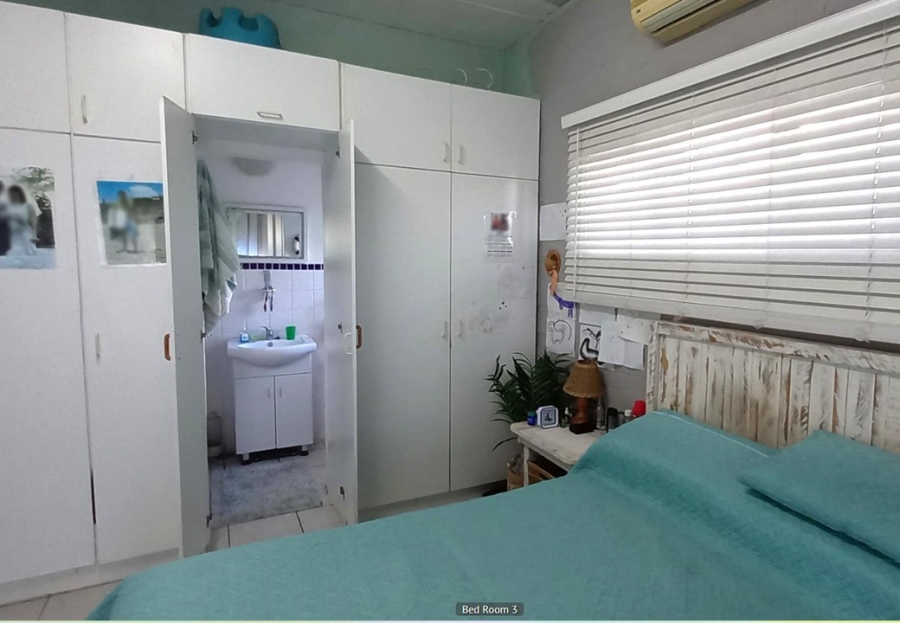  Bedroom Property for Sale in Kleinbaai Western Cape